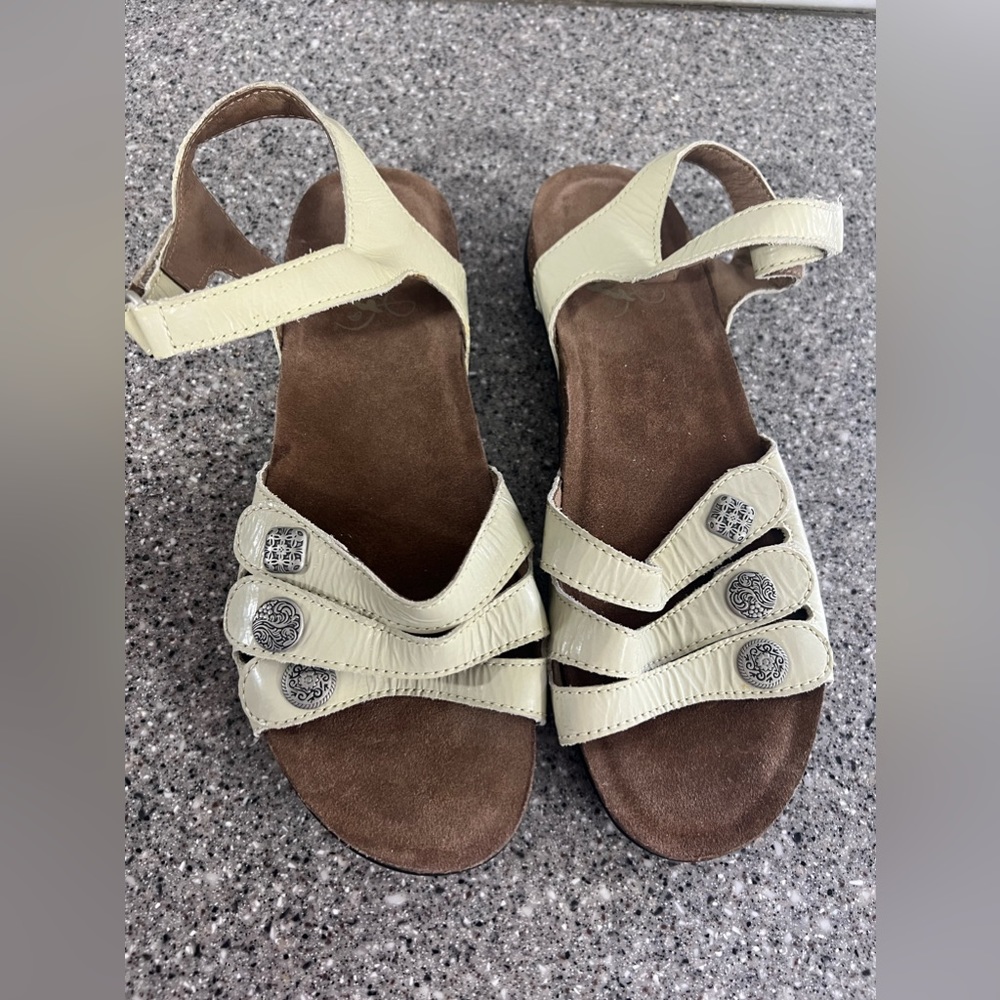 Dansko Cream Leather Strappy Sandals
